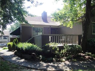 192 Bayfield Ln #B, Stratford, CT 06614