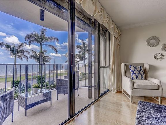 3rd image of 3301 Bayshore Blvd Unit 304D