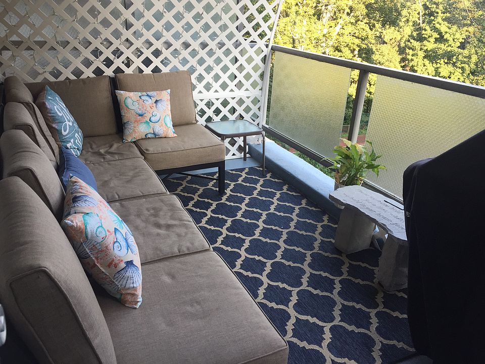 Lovely outdoor space
