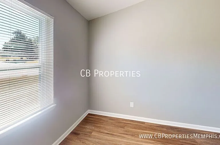 938 Bramblewood Ln — Photo 6