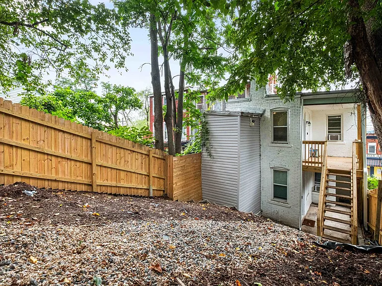 3358 Ridgway — Photo 41