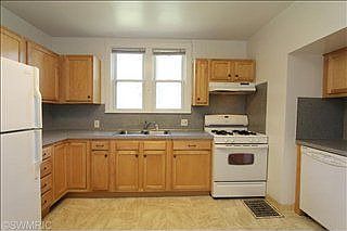 5th image of 3050 Longstreet Ave SW
