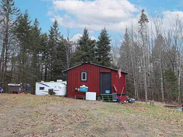 1071 East Hill Road, Peacham, VT 05862