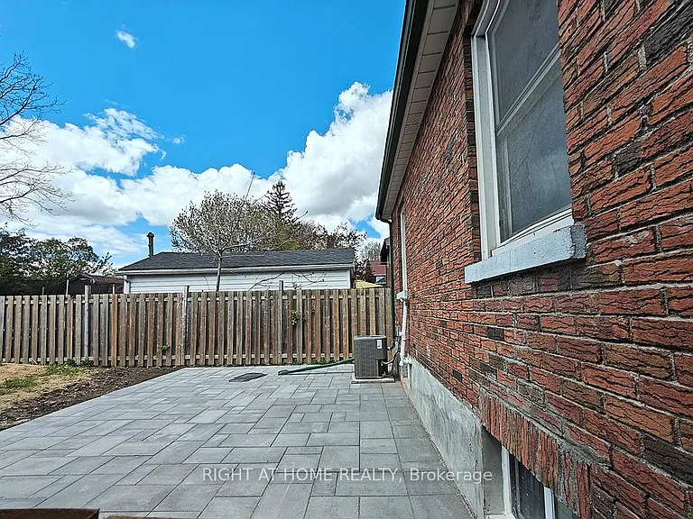92 Cadillac Ave S #BASEMENT — Photo 19