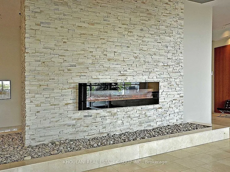 220 Burnhamthorpe Rd W #2201 — Photo 30