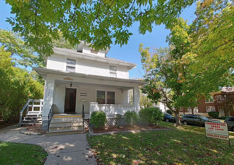 3 bed, 1215 sqft, $1,966 — Photo 1