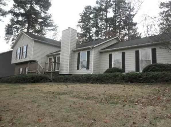 300 Timber Laurel Ln, Lawrenceville, GA 30043