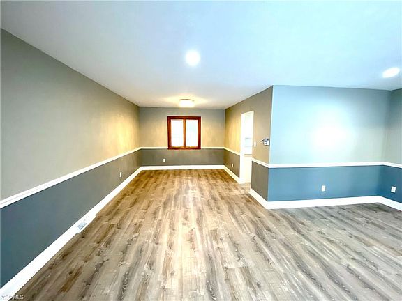 5th image of 23931 Euclid Chagrin Pkwy