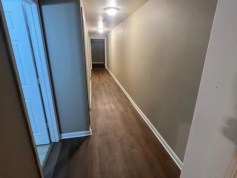 1130 Luzerne St #3 — Photo 10