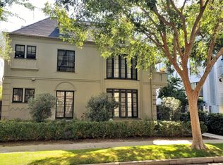 146 S Crescent Dr, Beverly Hills, CA 90212