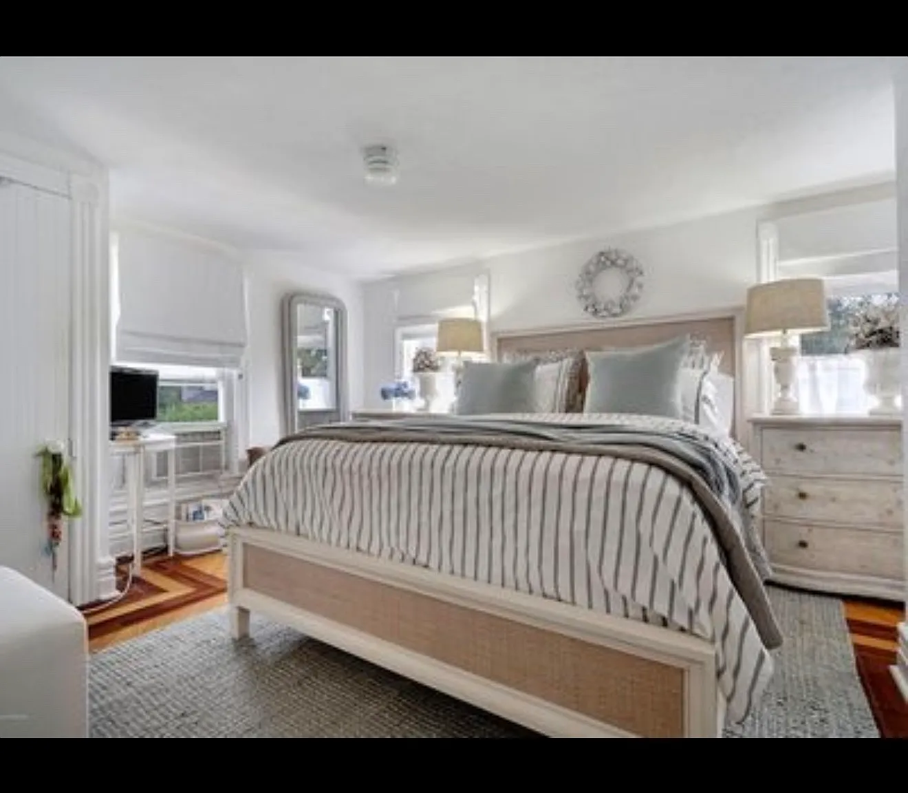 2 bed, 1024 sqft, $3,000 — Photo 3
