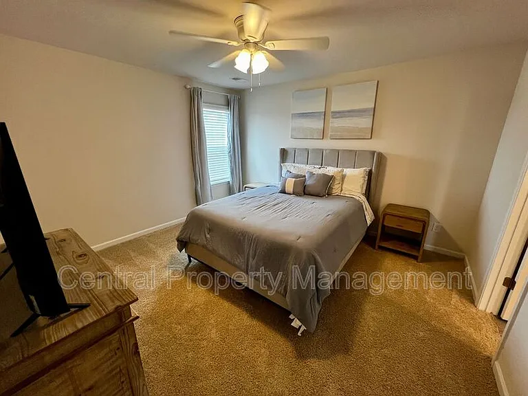 27 Oak Edge Ln — Photo 16