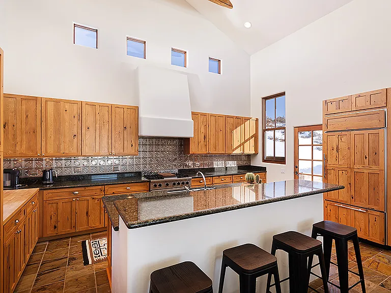 661 Green Meadow Rd — Photo 11