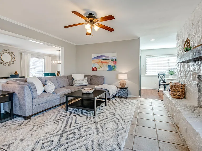 519 Lawnmeadow Dr — Photo 36