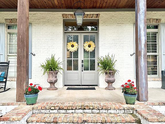 5th image of 182 Bridlewood Dr
