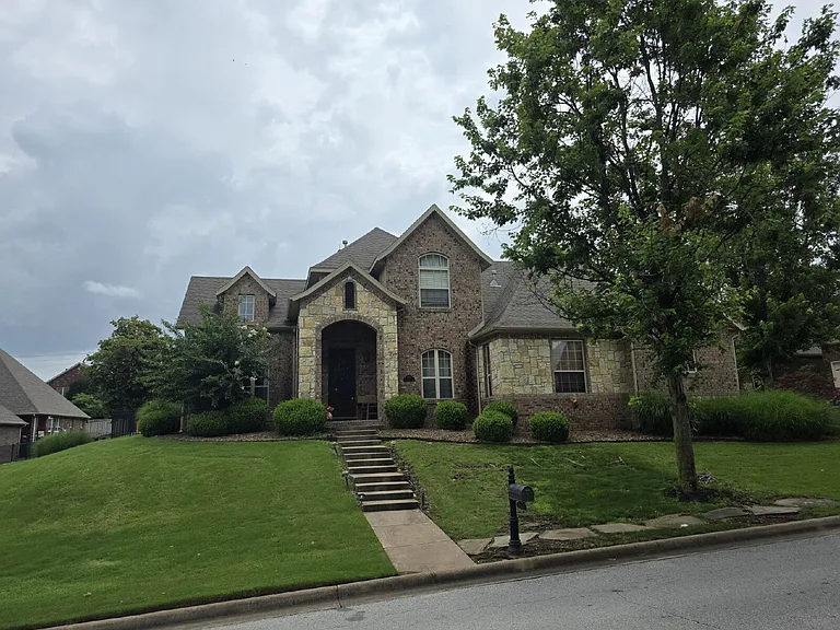 6507 W Valley View Rd — Photo 1