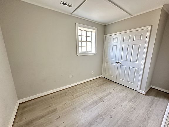 2nd image of 1812 Pittsburg Ave