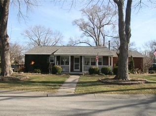 440 Circle Dr, Liberty, MO 64068