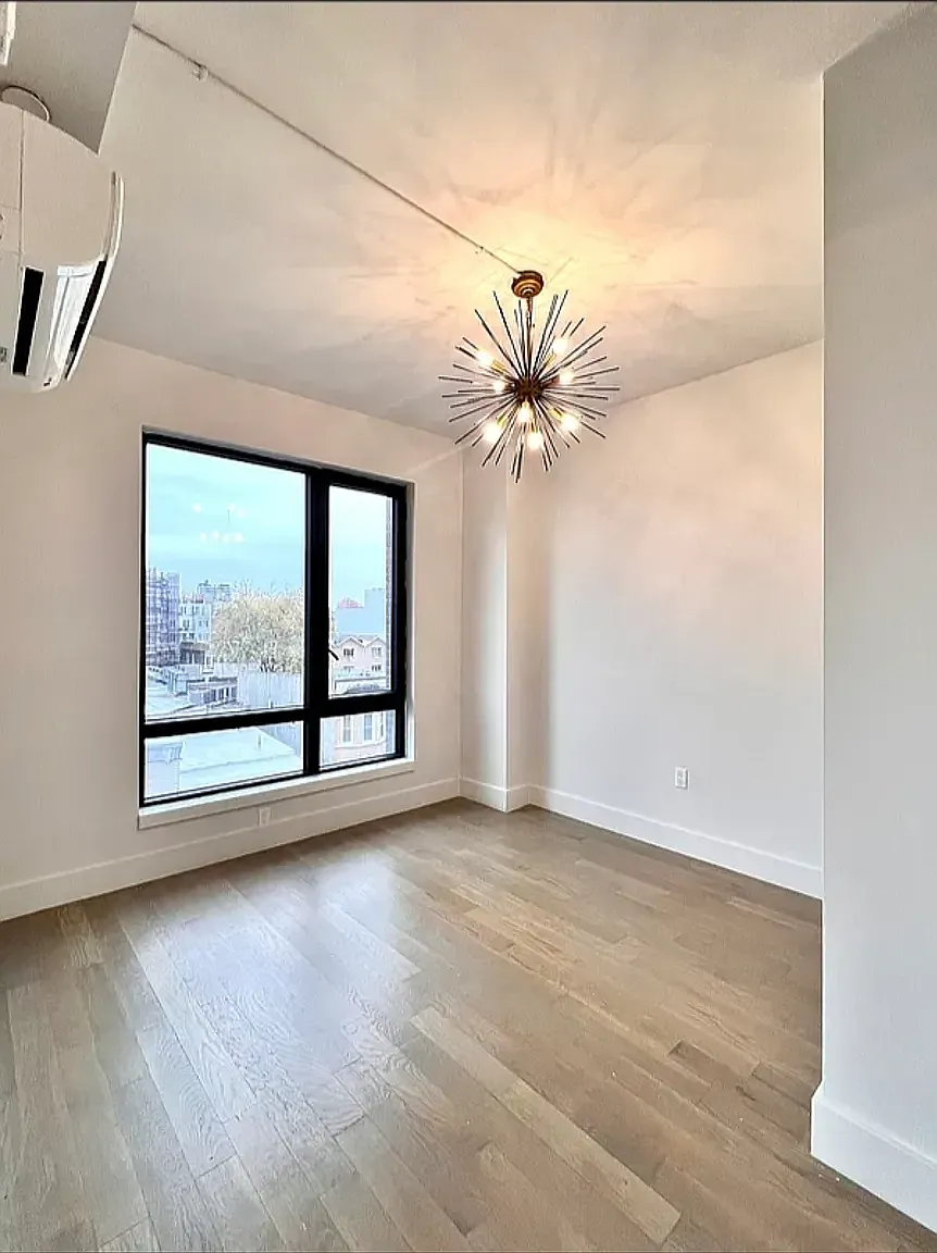 181 Clarkson Avenue — Photo 4