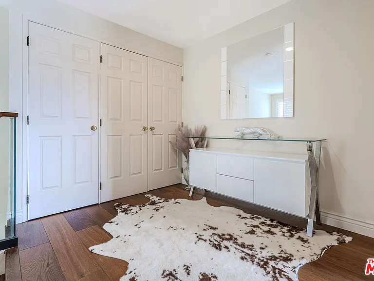2637 Angelo Dr — Photo 47