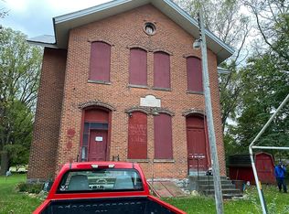 2270 E 405 N, Howe, IN 46746