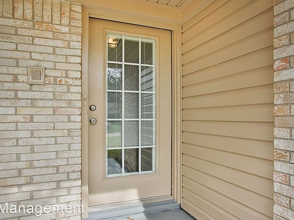 3rd image of 5019 Westwood Dr