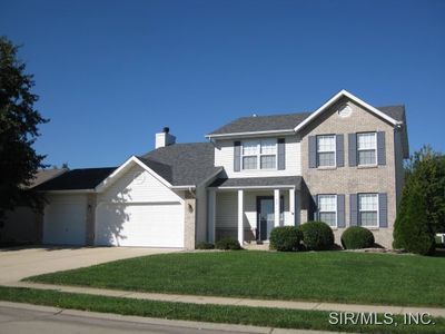 33 Ashbrooke, Troy, IL, 62294