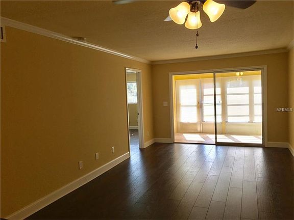4th image of 3146 Mission Grove Dr