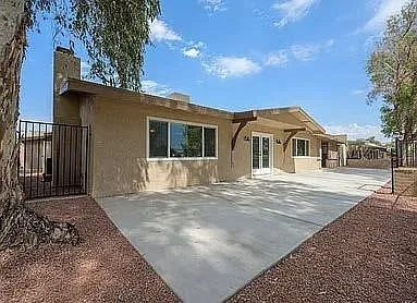 2605 Country Club Dr — Photo 8