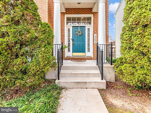 5th image of 10604 Drumm Ave