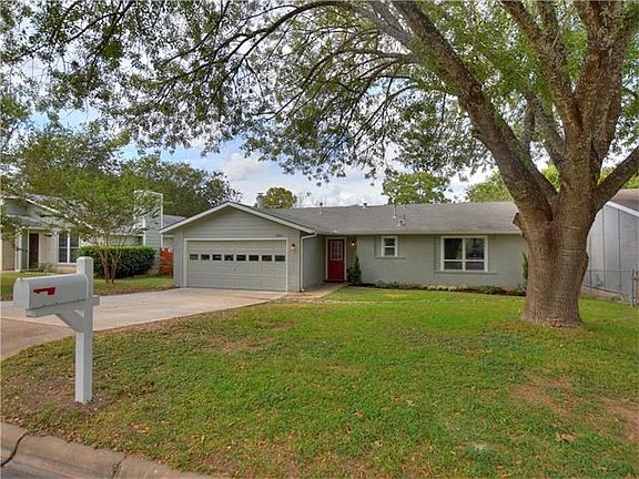 3rd image of 6404 Woodhue Dr