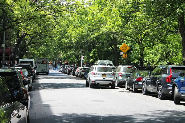 Rented by Urban Real Estate Inc | media 27