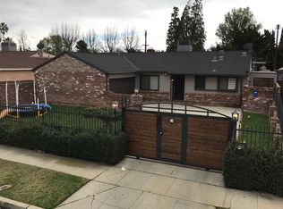 17824 Blythe St, Reseda, CA 91335