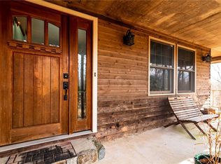 94 Punchbowl Trl, Richmond, RI 02892