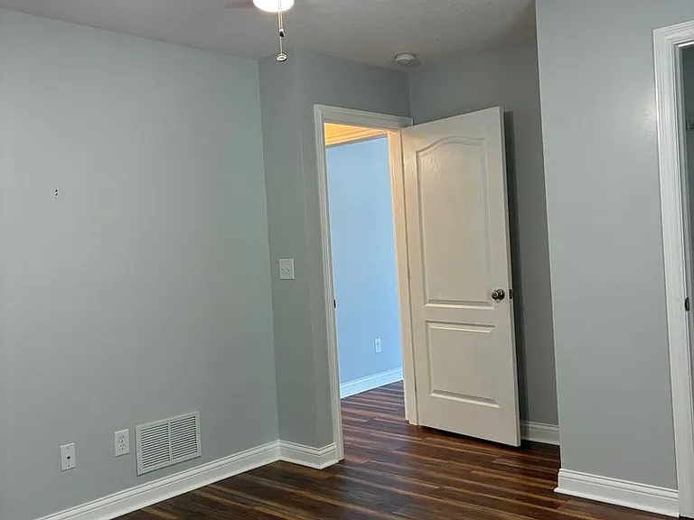 117 Victory Lake Dr — Photo 31