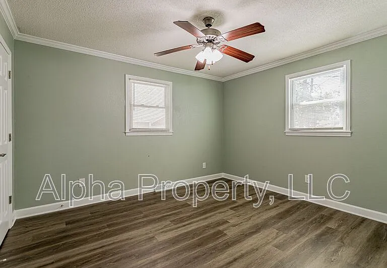 206 E Arlington Ave — Photo 16