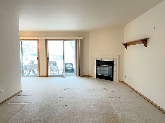4th image of 2874 Meadow Ln Unit W1