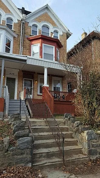 1 bed, 800 sqft, $1,250 — Photo 1