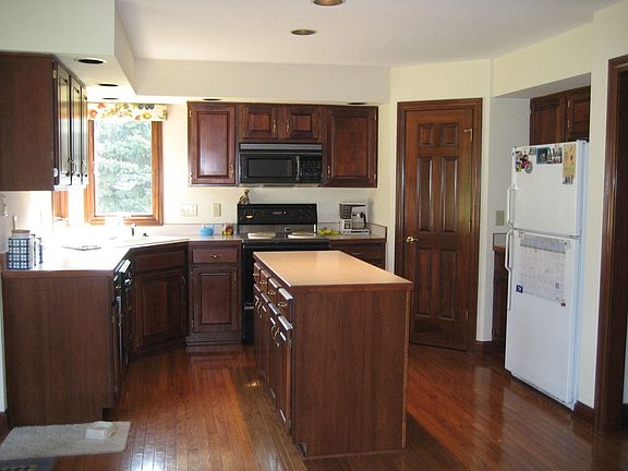 Gorgeous Kitchen with cherry cabinets