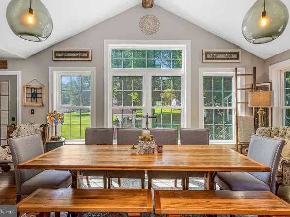 310 Reid Rd, Coatesville, PA 19320