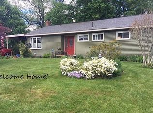 26 Greenfield Dr, Windsor Locks, CT 06096