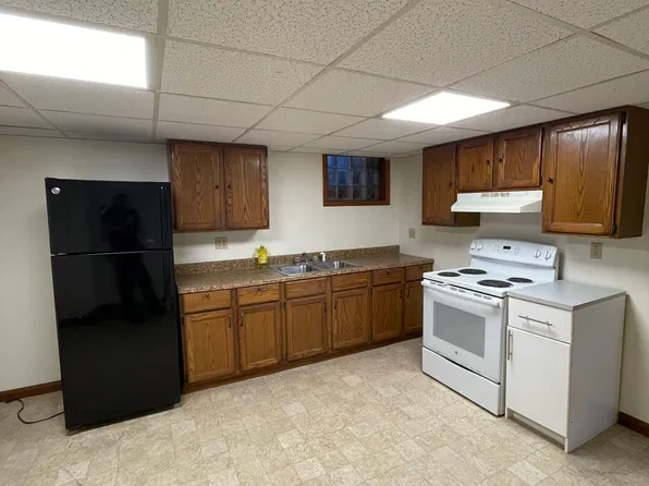 107 Sanderson Dr #2, Slippery Rock, PA 16057