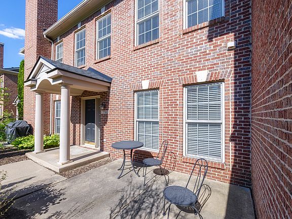 5th image of 5706 Hampshire Ln