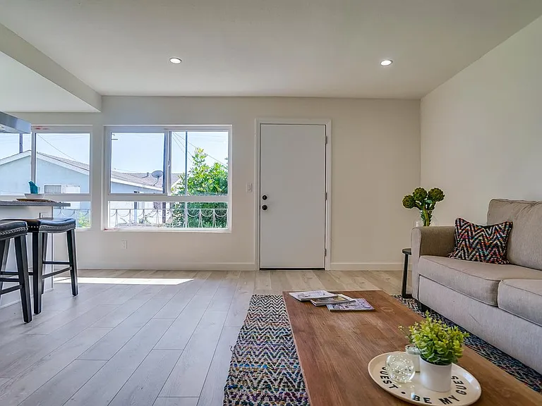 1512 Sherman Pl — Photo 11