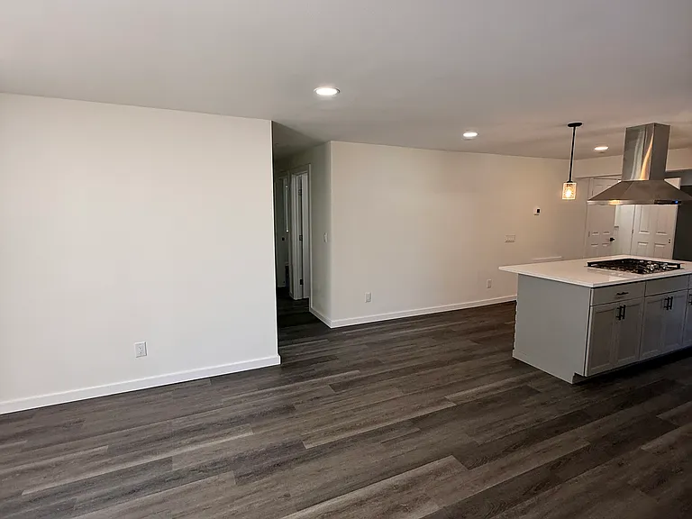 725 E Magnolia Ave #A — Photo 6
