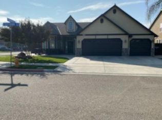 2789 Kelty Meadow Ave, Tulare, CA