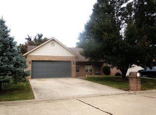 2241 Glenfield Dr, Shiloh, IL