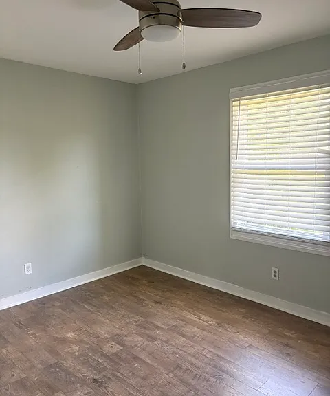 301 Jones Ave — Photo 11