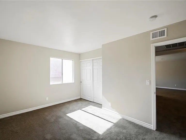 4400 Sandy River Dr #16 — Photo 9