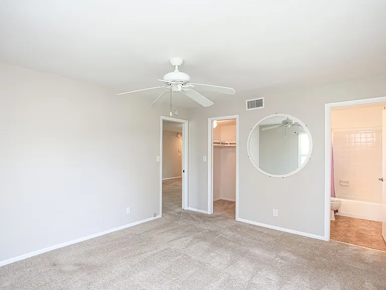 221 Cypress Way E #201 — Photo 11